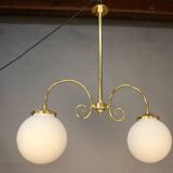 Lustre de brasserie à deux opalines blanches