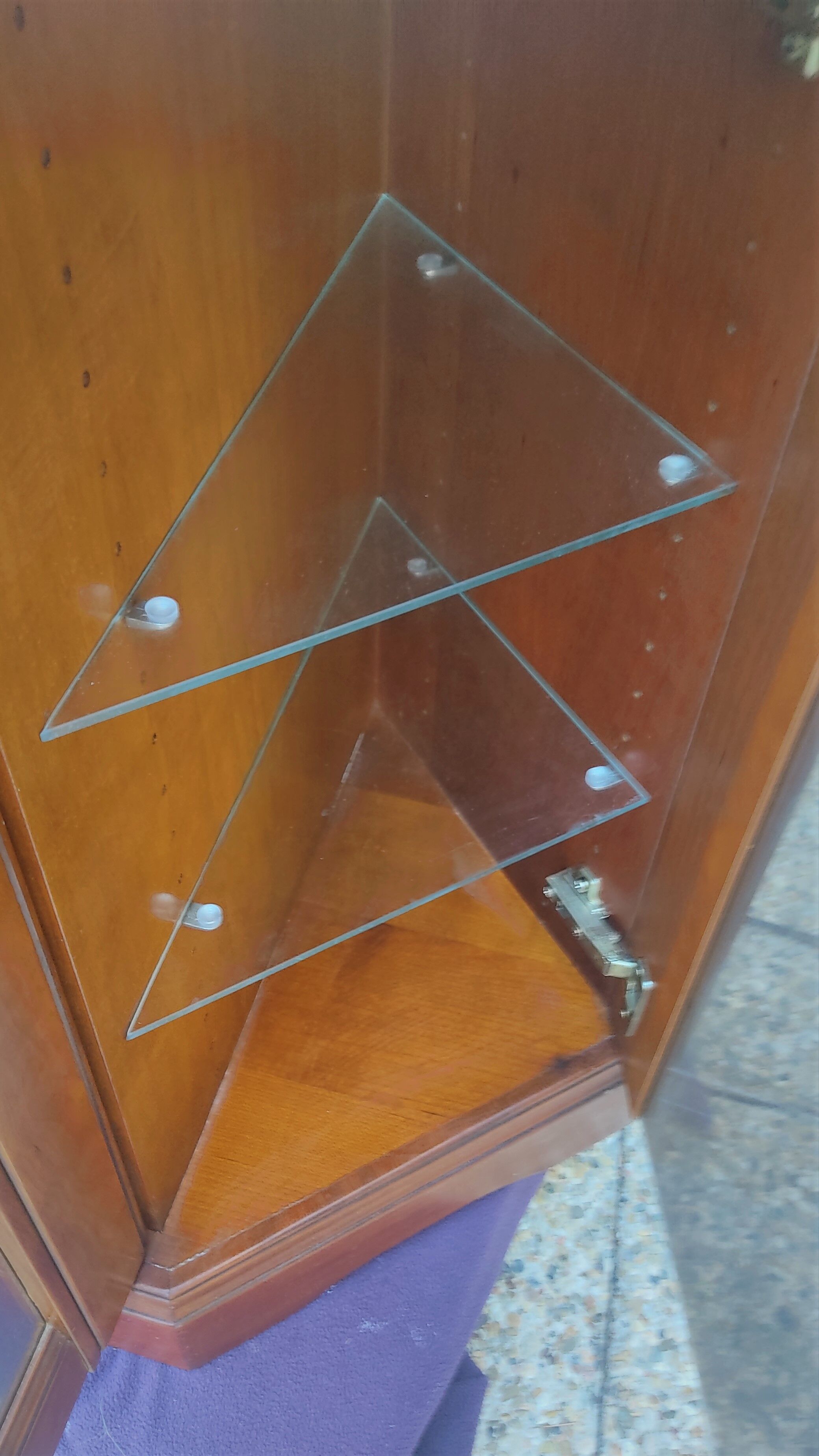 Showcase furniture, signed Ernest Ménard, Cherry, 4 glass shelving doors, Diamond shape