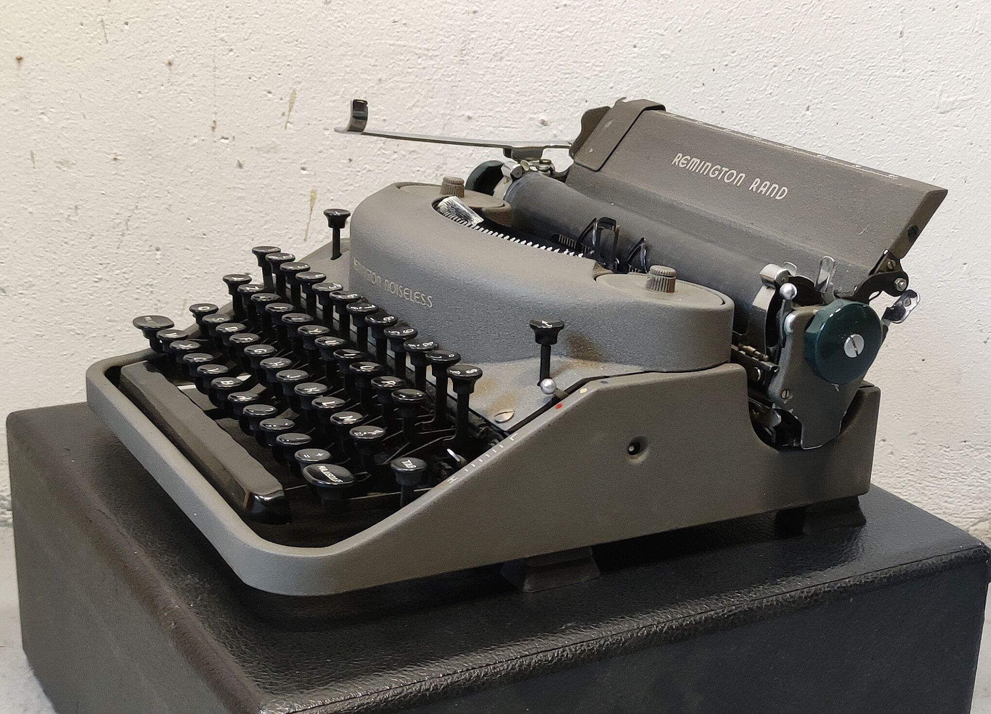Typewriter remington noiseless band 40s 50s