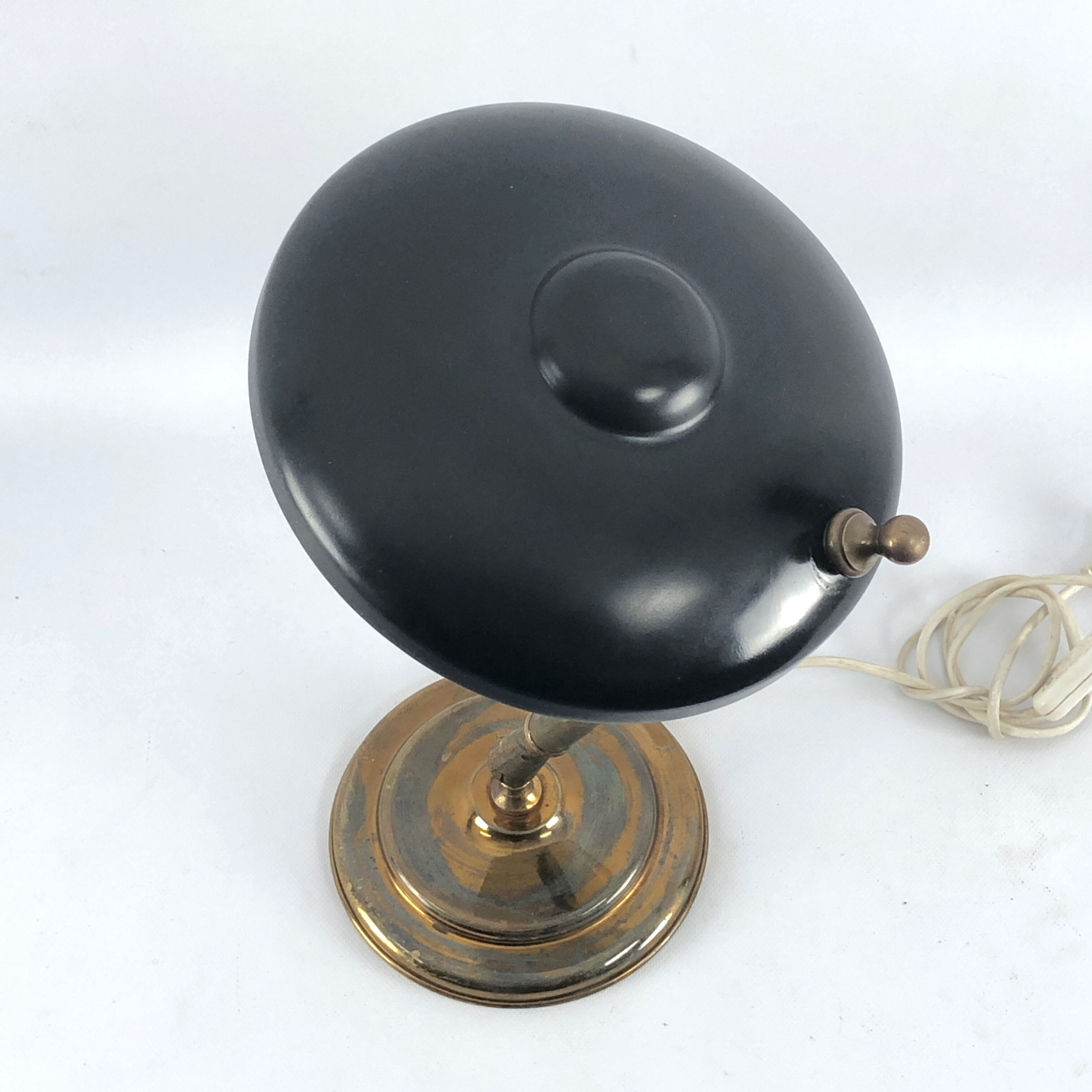 Lumi Milano, Mid-century brass and lacquer two joints table lamp