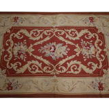 Traditional Red Wool Needlepoint Rug Handwoven Area Rug 91x152cm
