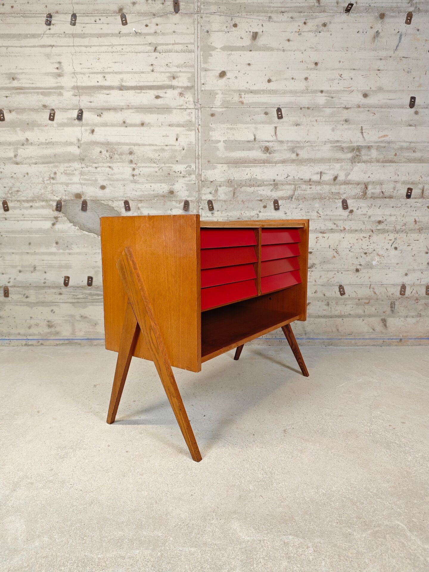 Buffet range vinyle vintage