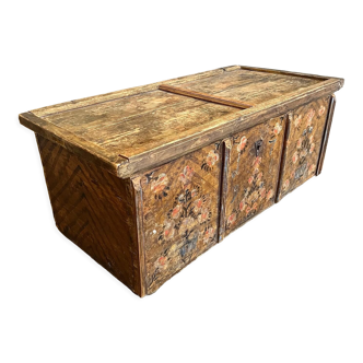 18th century painted folk chest