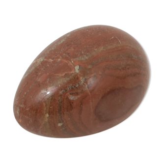 Porphyry egg