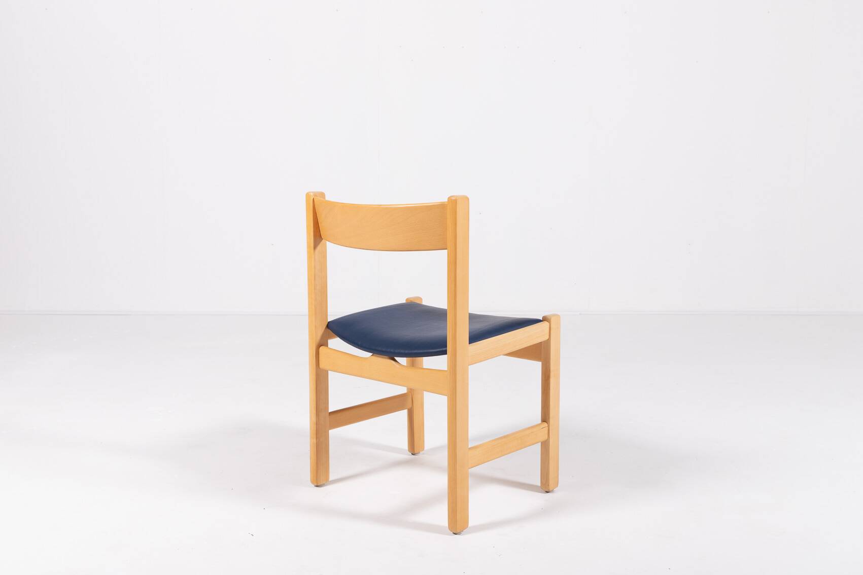 Danish design chair by Hans Wegner for Getama