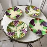 Set of 4 plates in slurry XIXth model Grapes