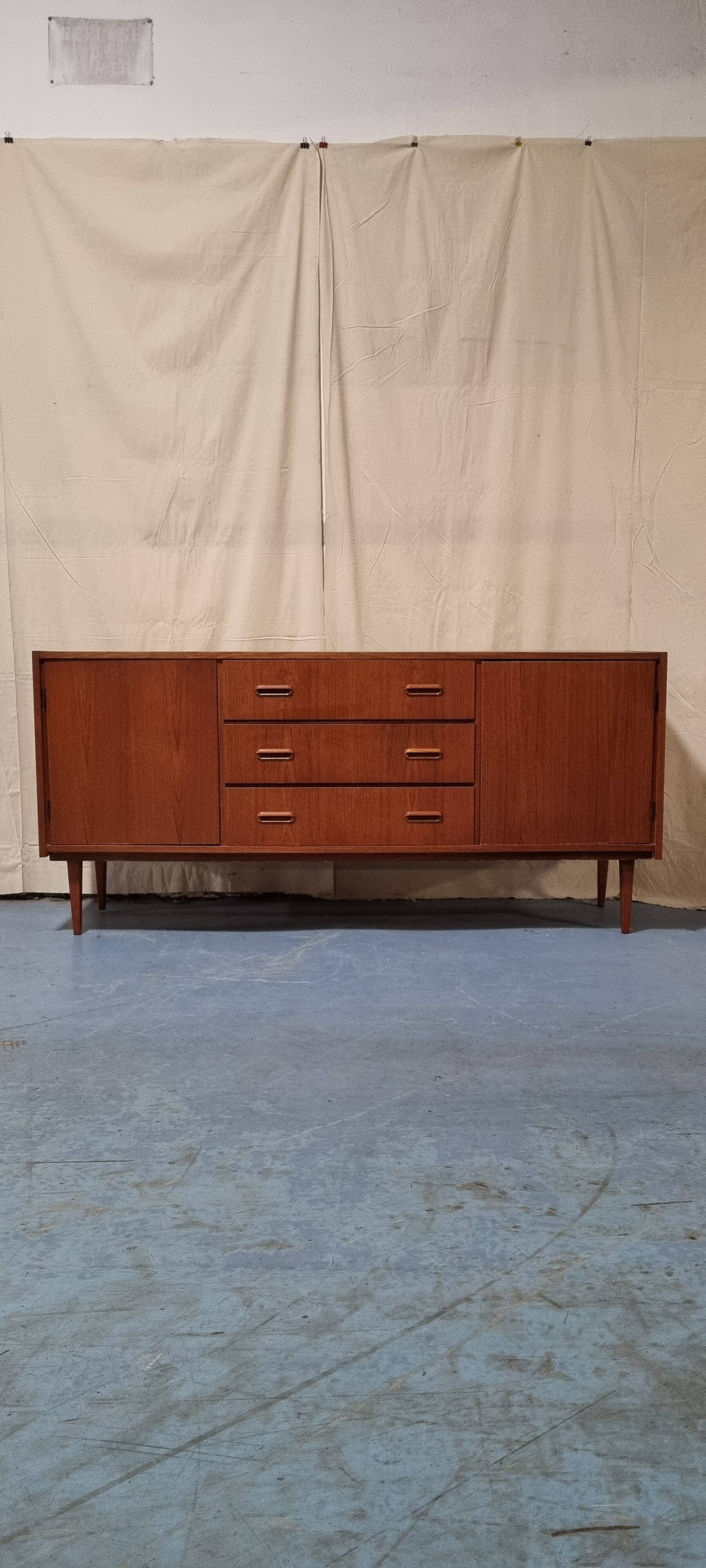 Sideboard