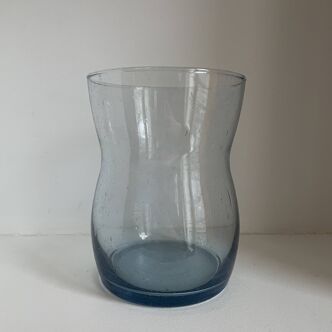 set of 18 decorative items