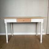 Farm table