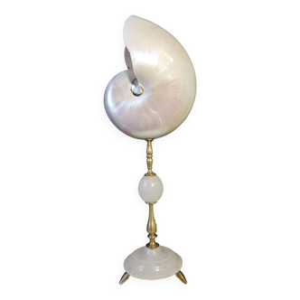 Nautil / Nautilus Pearly, Brass Base and White Marble (19th century) H: 36 cm | PlaceOdidity