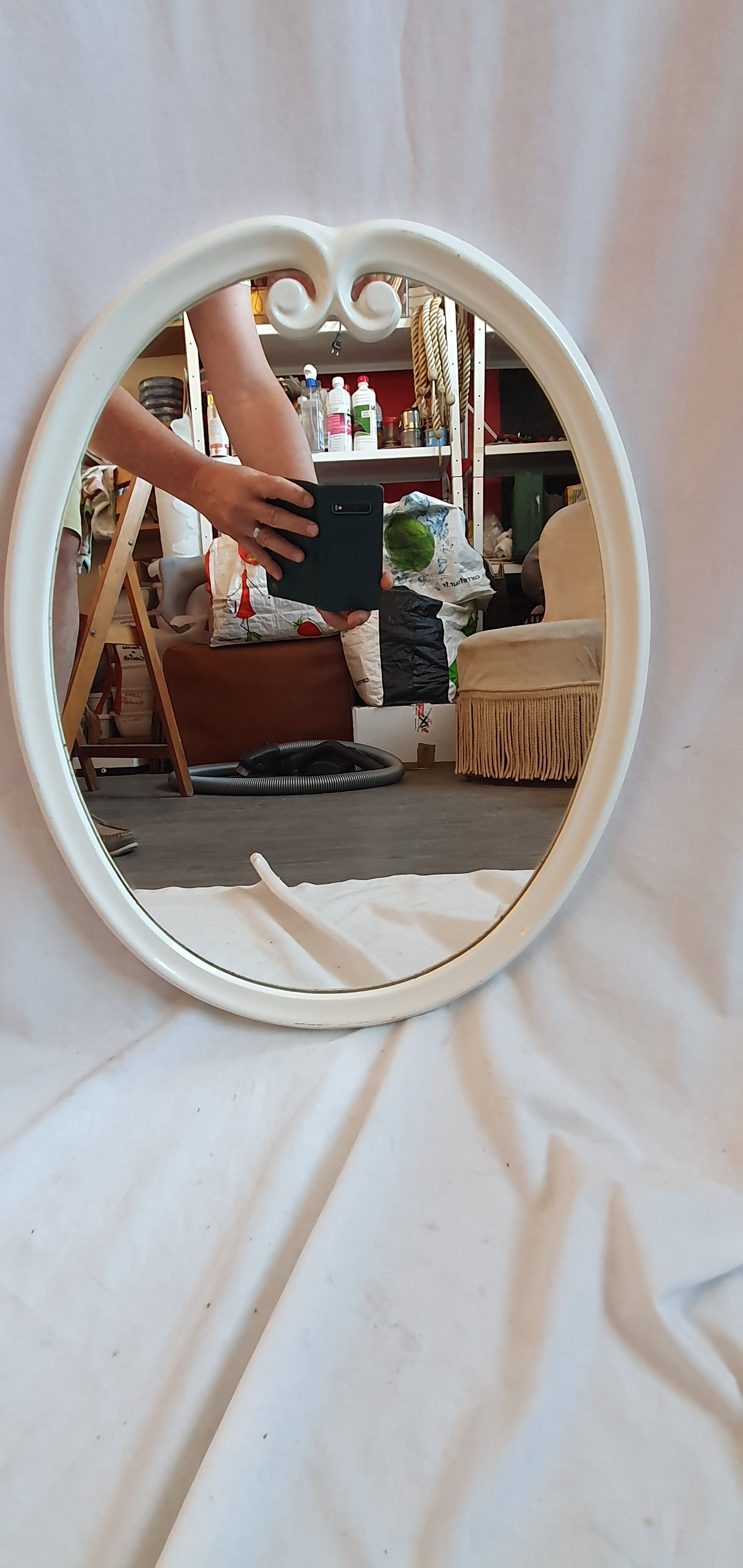 White metal mirror from 1970