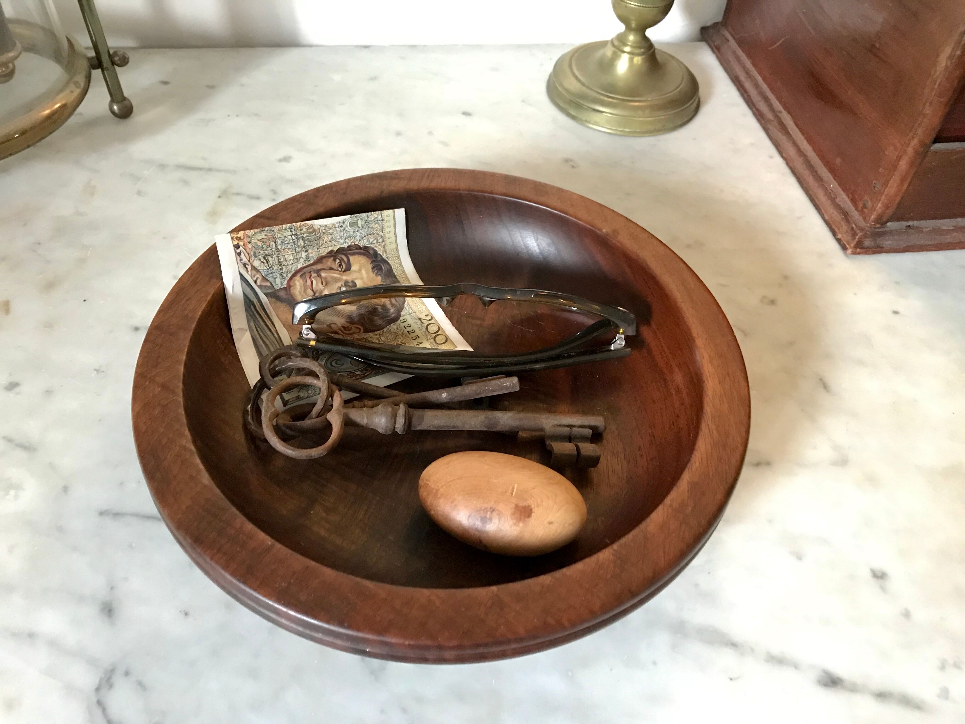 Vintage wooden pockets