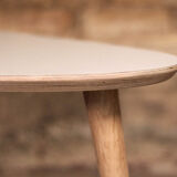 Classic tripod coffee table