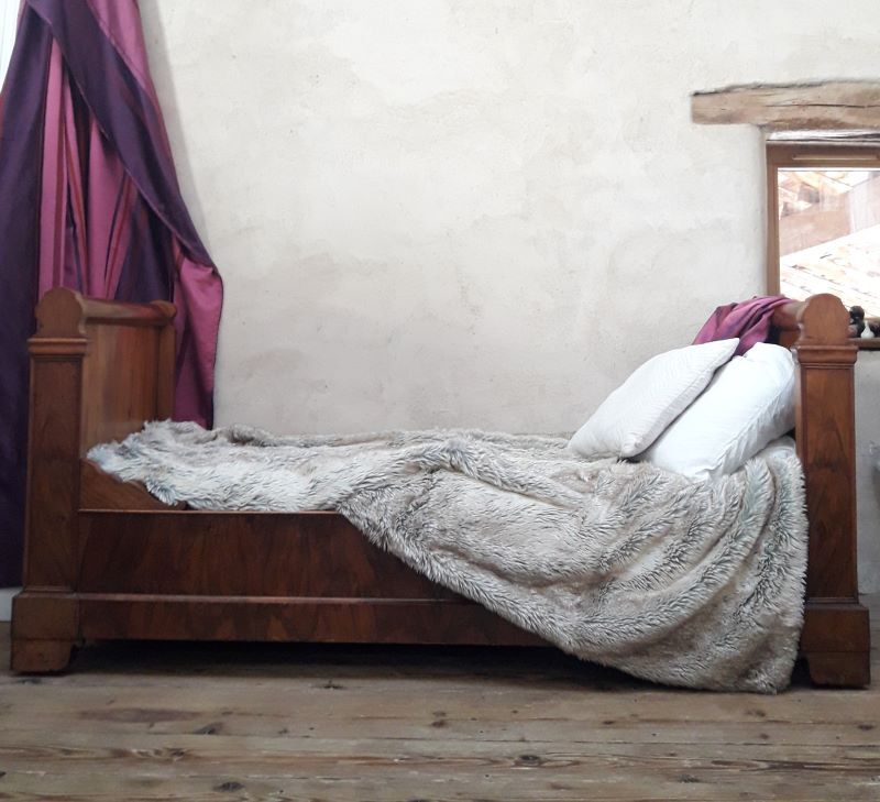 Louis philippe bed in walnut