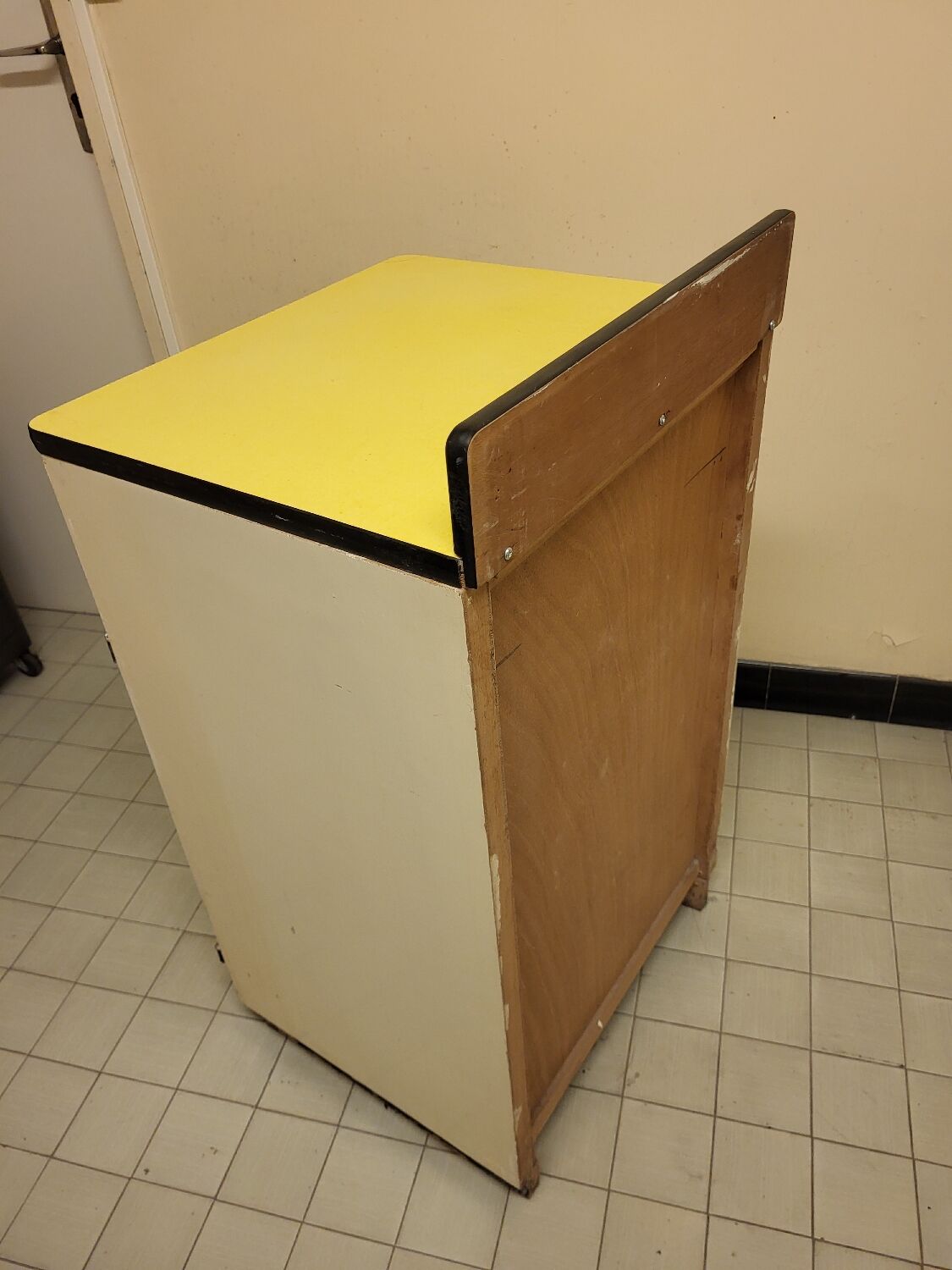 Kitchen furniture
