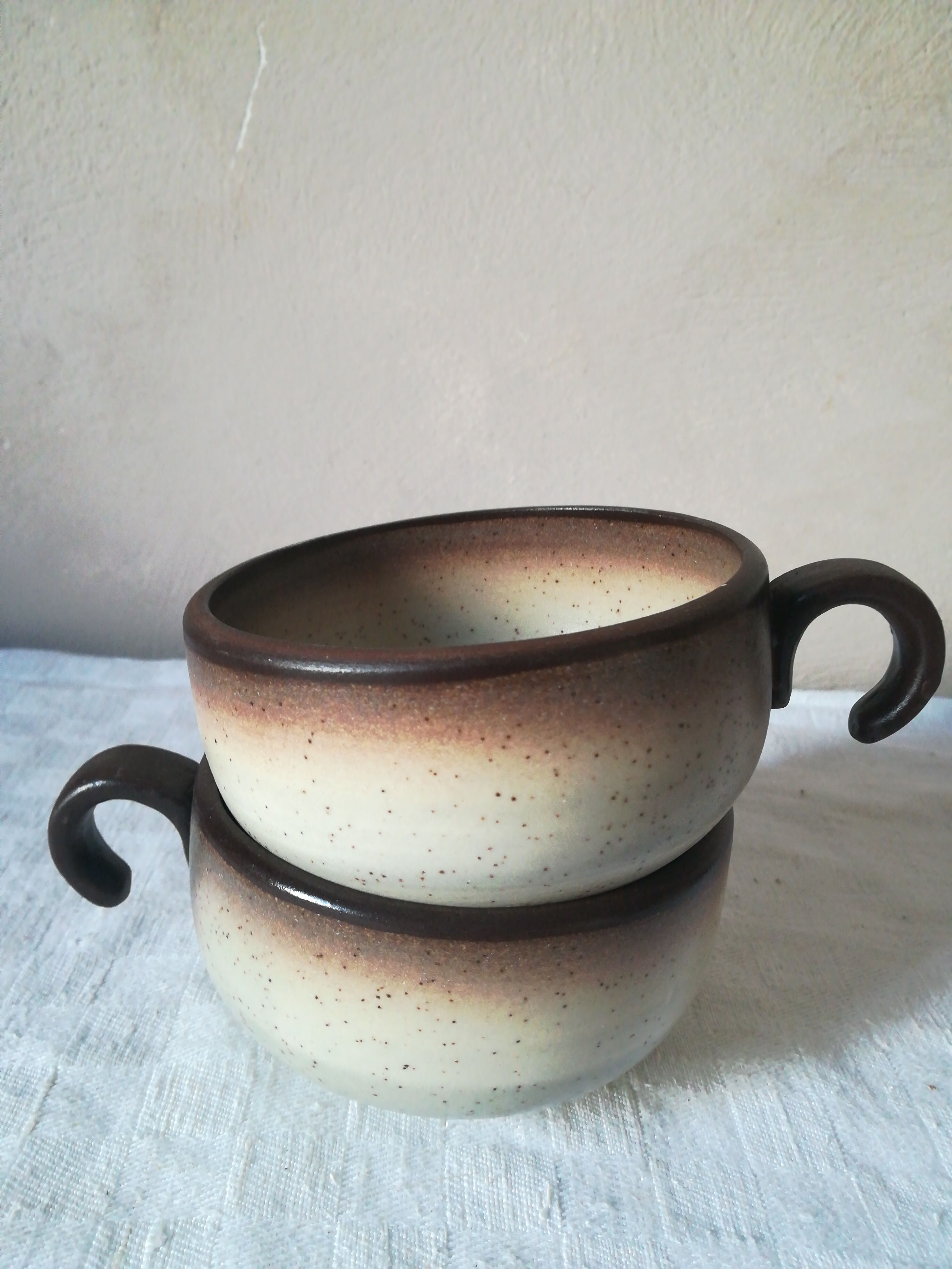 2 cove stoneware bowls