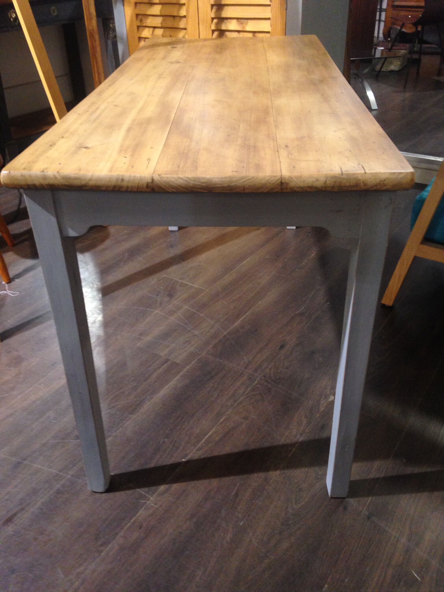 Pine table