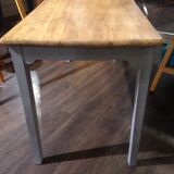 Pine table