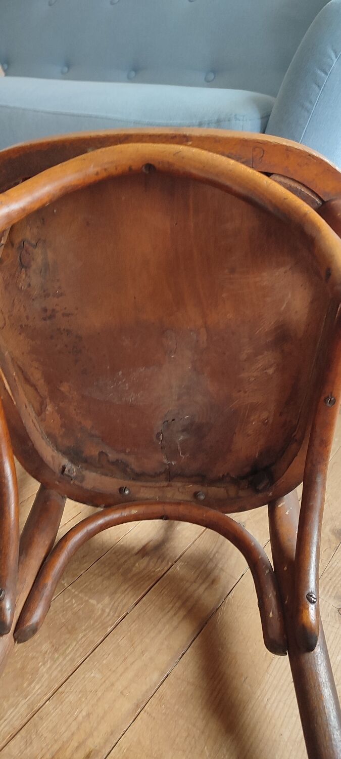 Bistro chair
