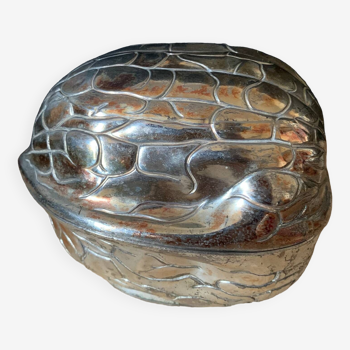 Walnut-shaped box in silver metal