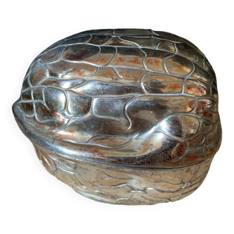 Walnut-shaped box in silver metal