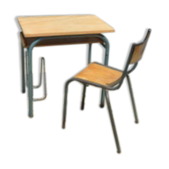 School desk and Chair