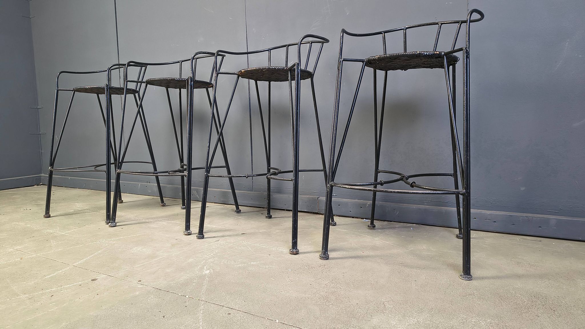 Tabourets de bar vintage en fer forgé et rotin, ensemble de 4 - années 1970