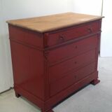 Patinated chest of drawers