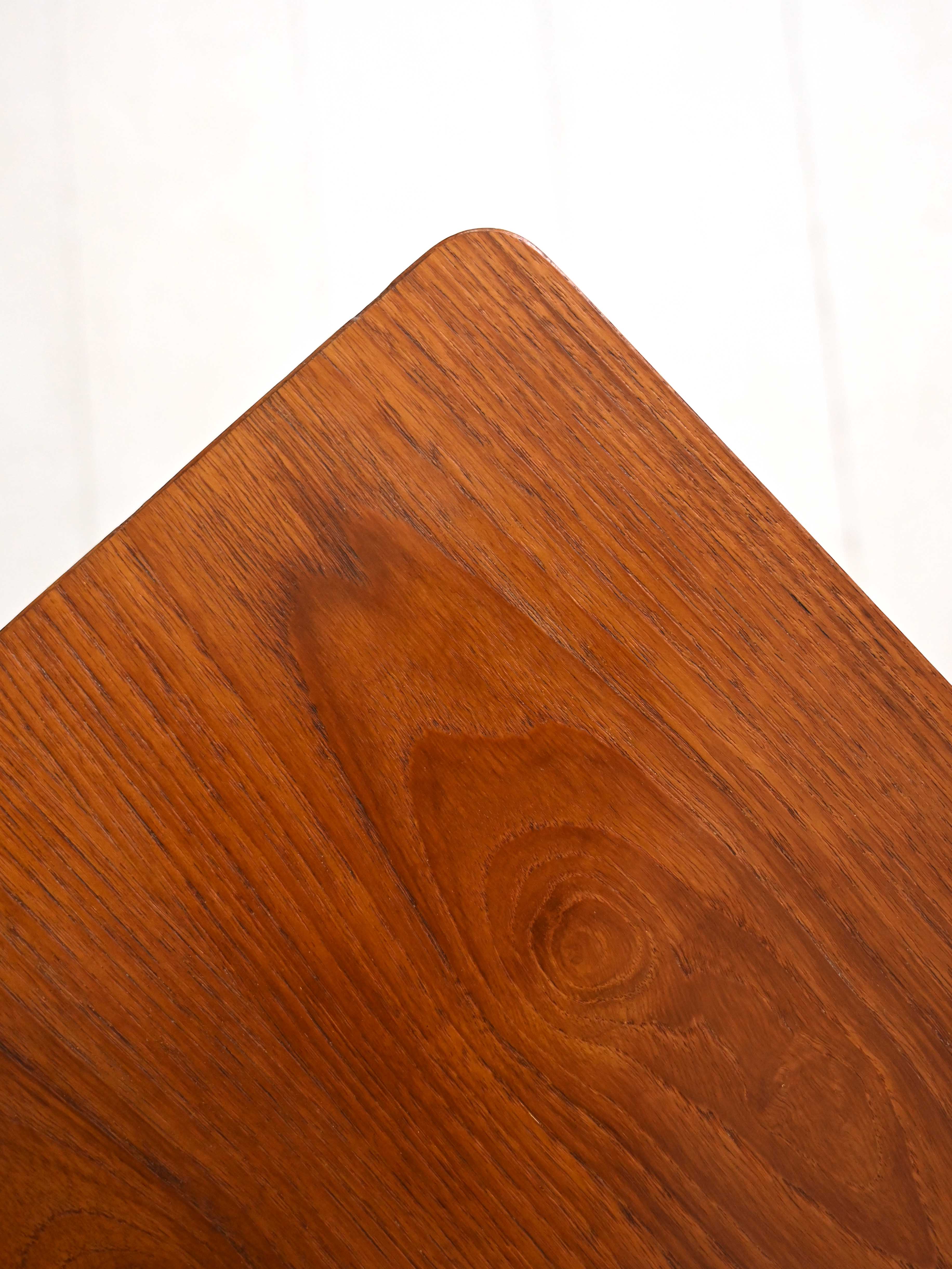 Commode en teck scandinave