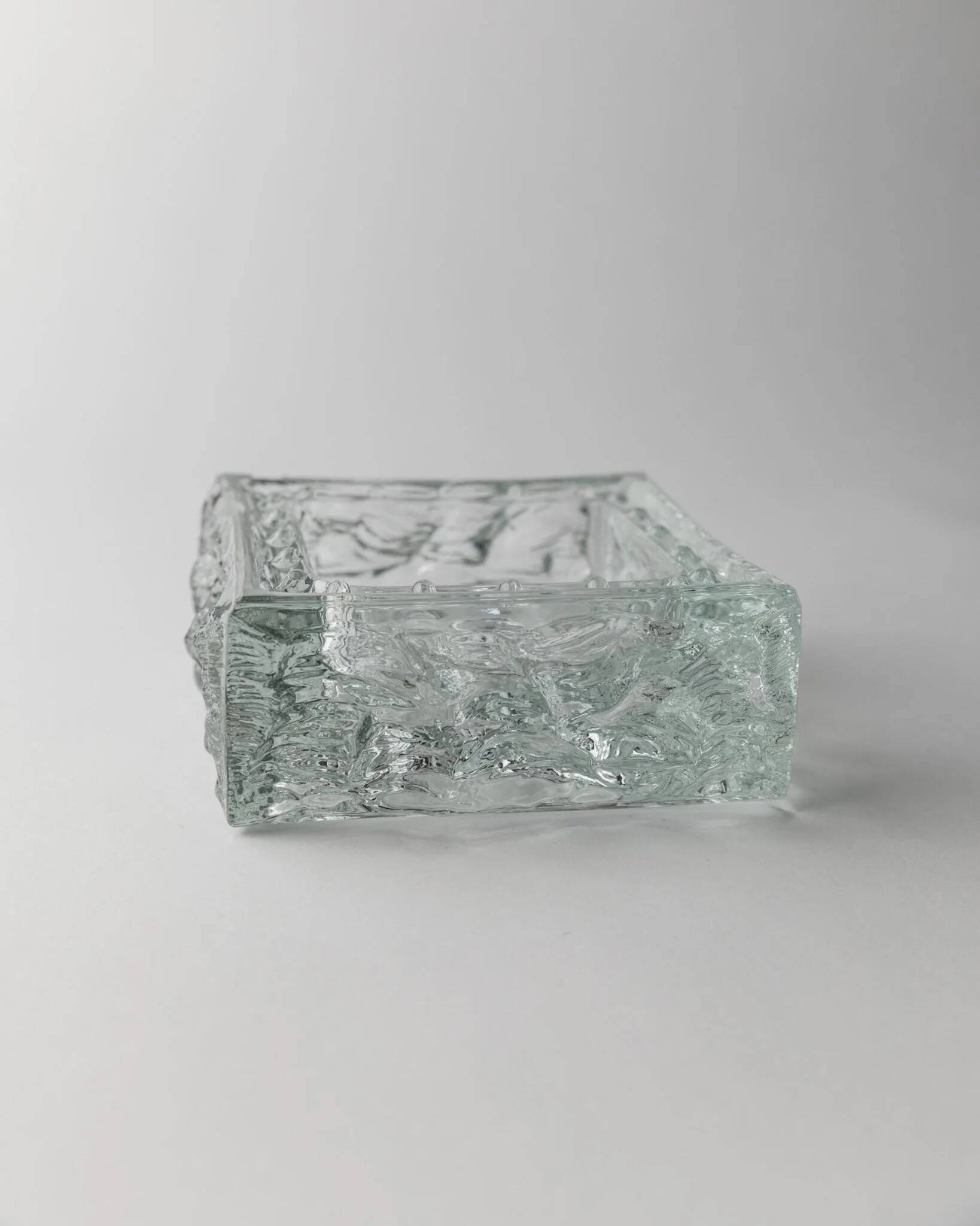Large Vintage Murano Glass Ashtray - Transparent Glass with Ice Texture, Italian 1970s Design