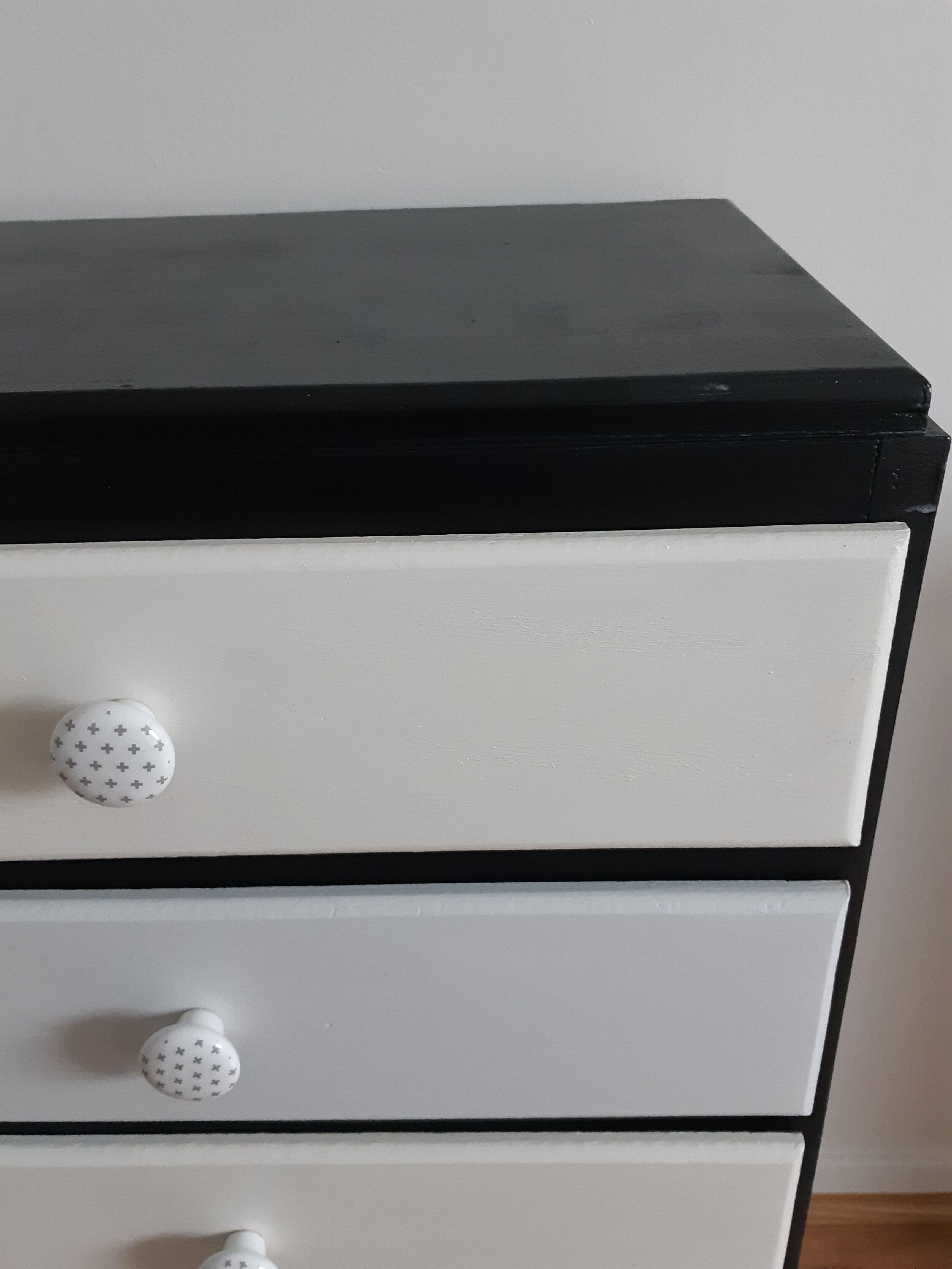 Vintage feet compass dresser