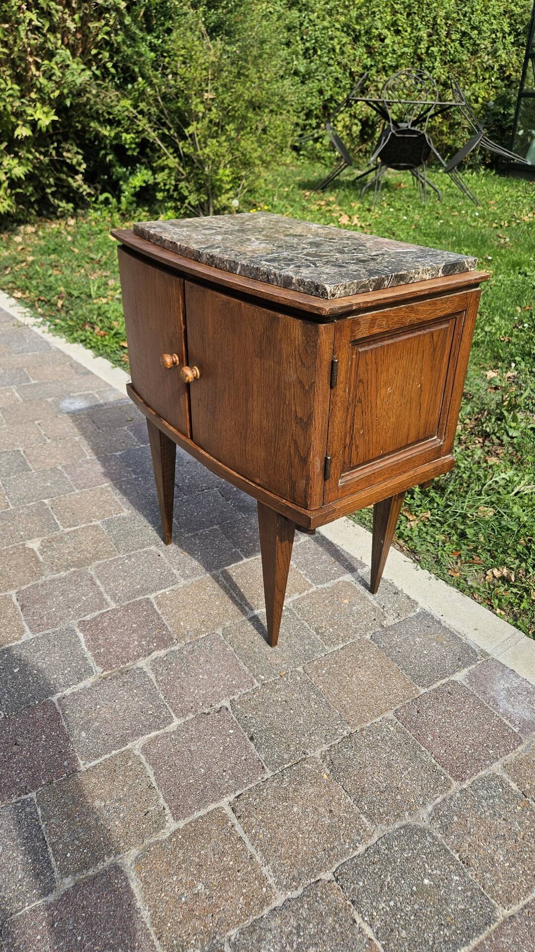 Table de chevet