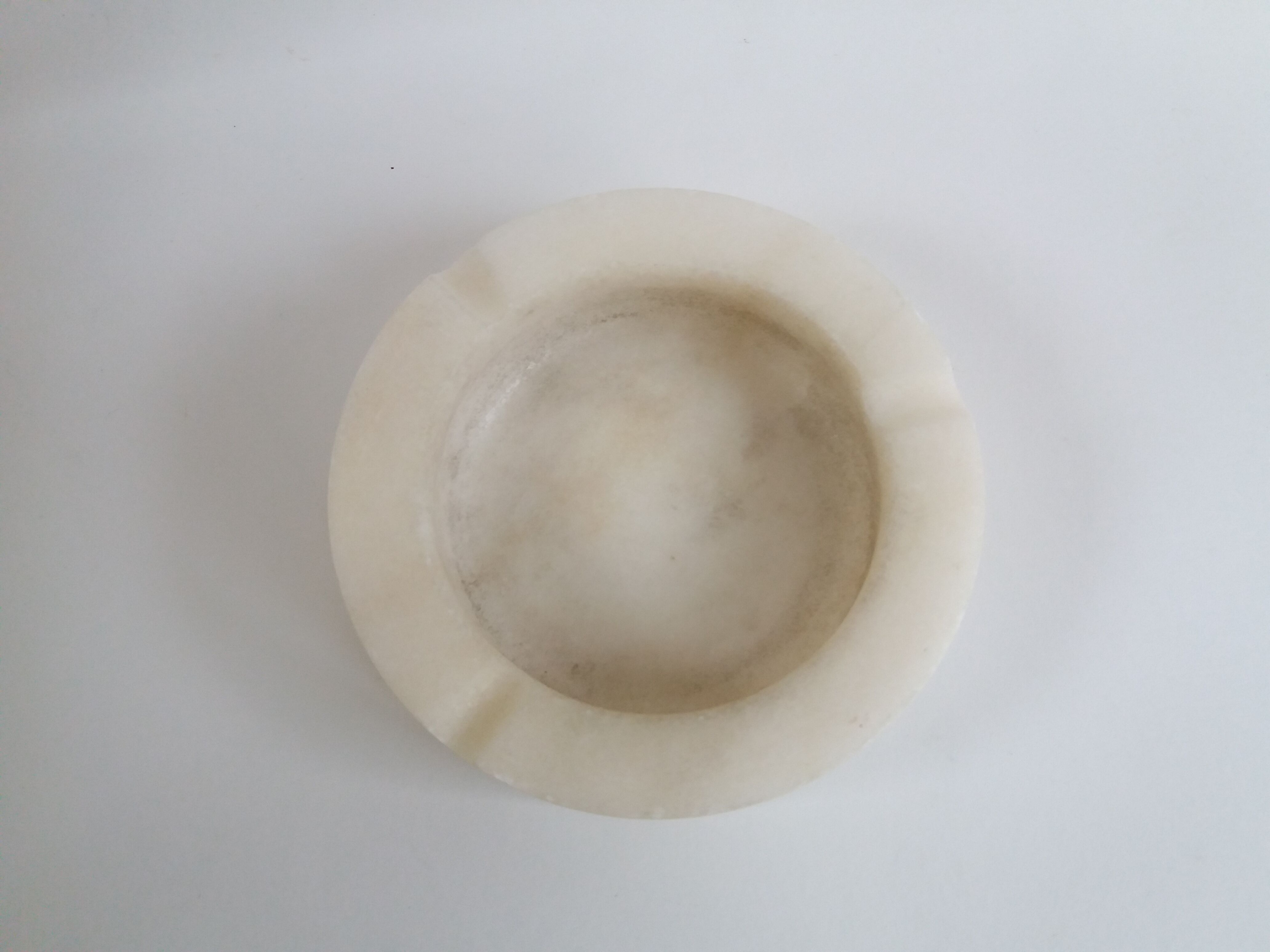 White marble ashtray