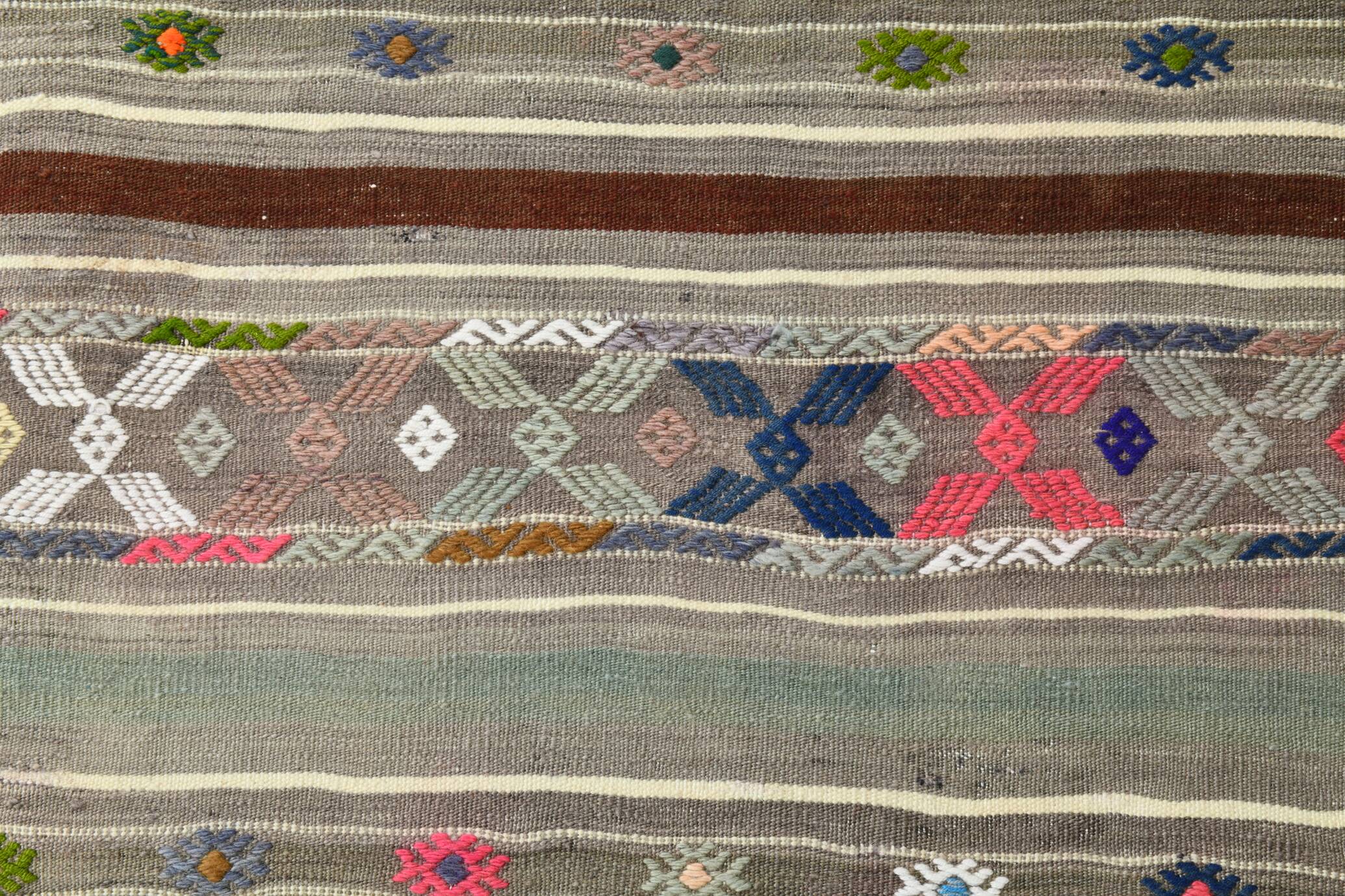 5x7 Gray & Green Pinstriped Turkish Kilim Rug, 147x218Cm