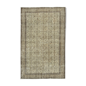 Handmade Rustic Oriental Beige Carpet 156 cm x 248 cm - 24916