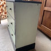 Green chest of drawers 3 drawers