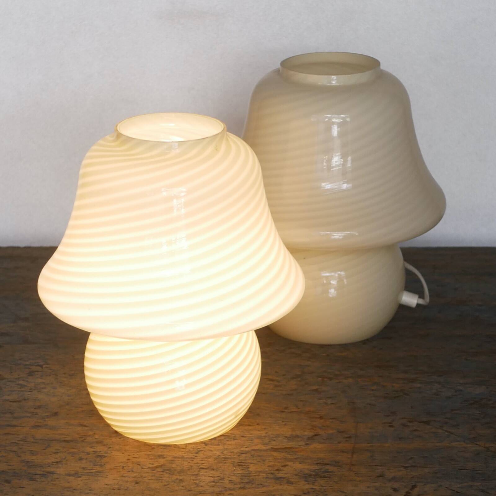 Paire de lampes de table Murano des années 1960 - Verre tourbillonnant