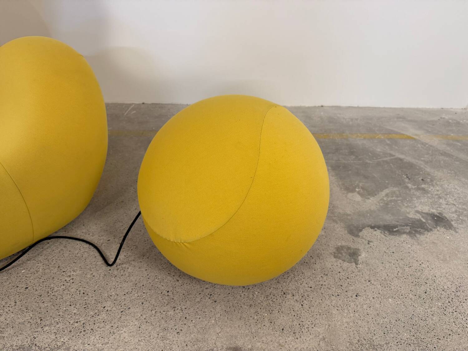 UP5_6 Big Mama Armchair - B&B Italia - Gaetano Pesce - yellow + pouf -