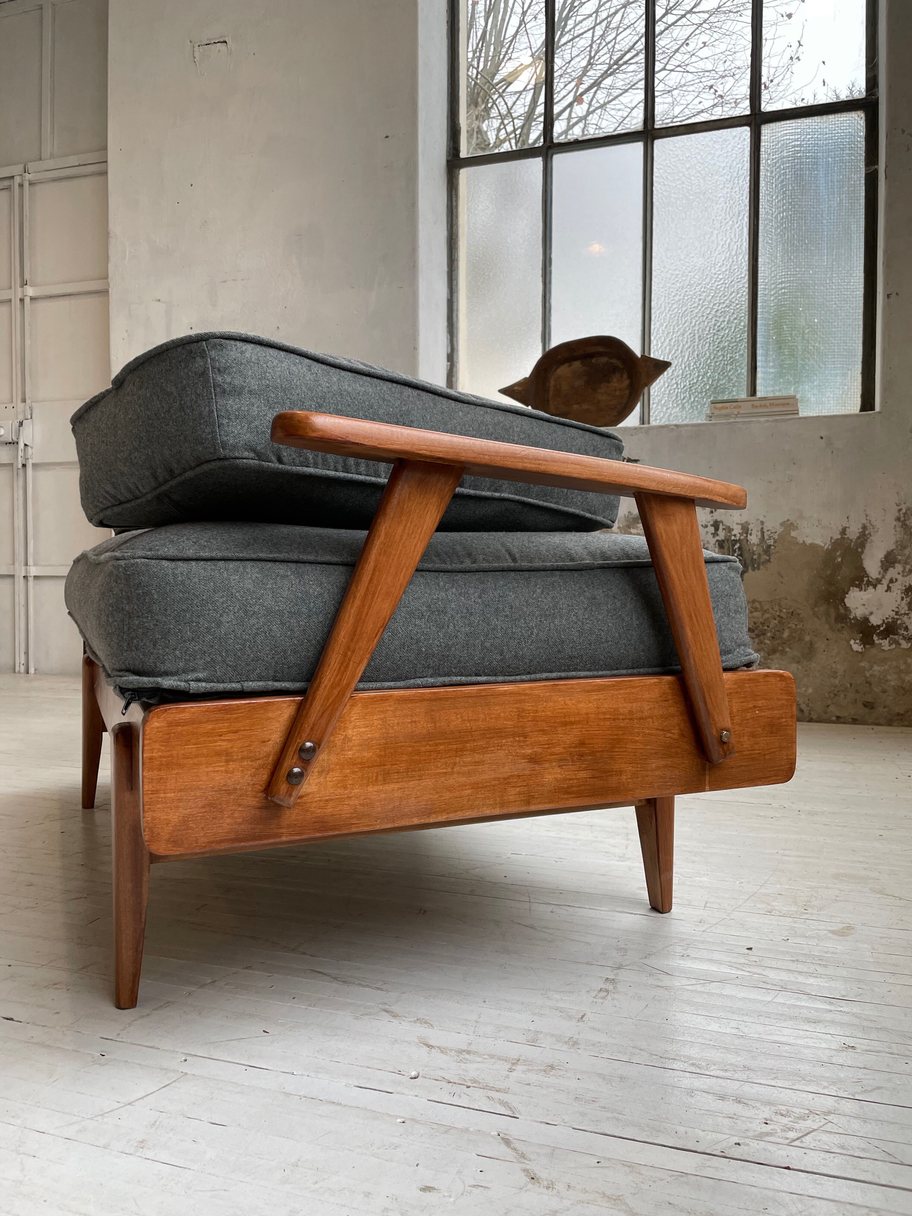 Daybed expandable Scandinavian 2-seater bench