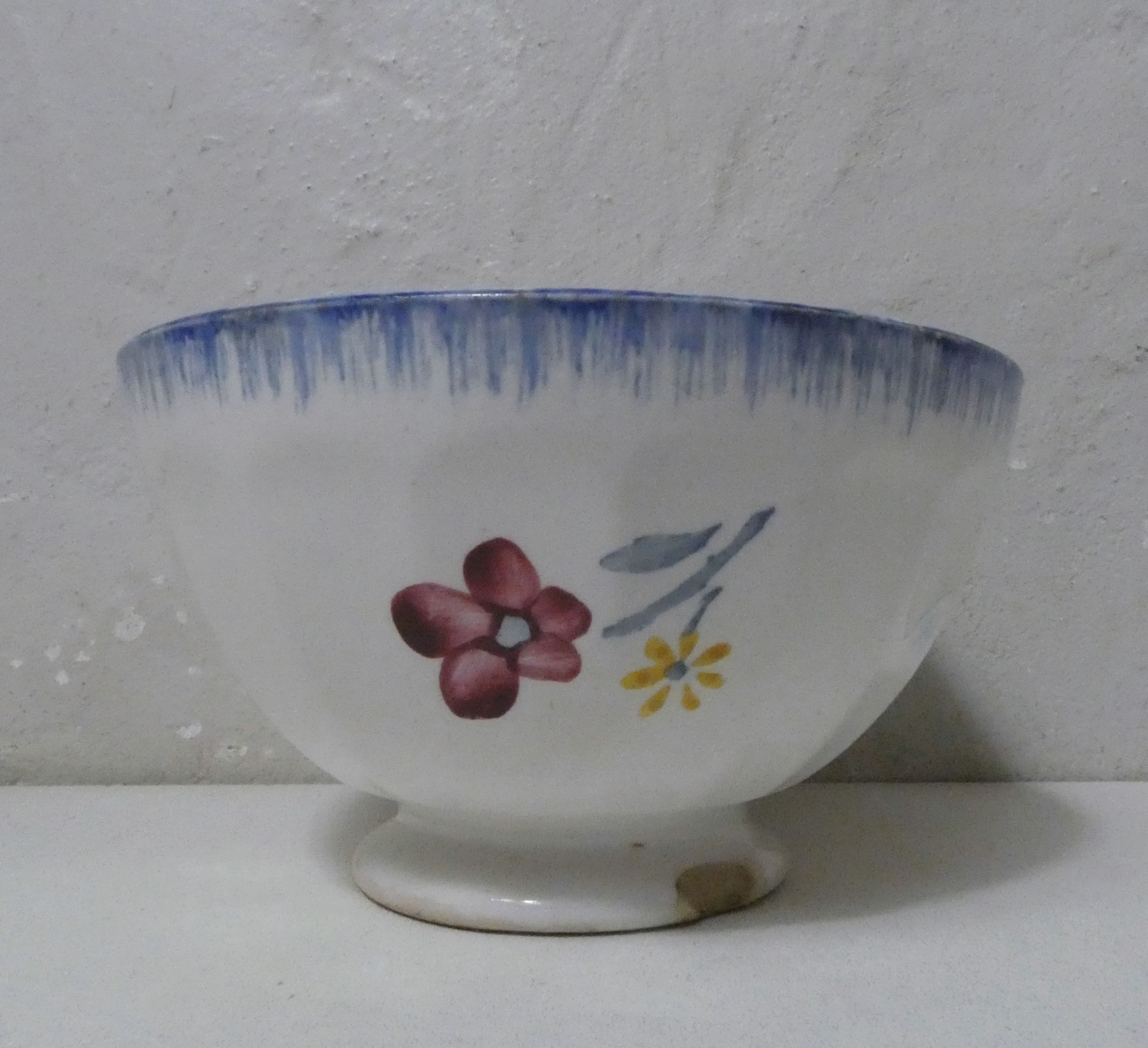 Old bowl digoin marie lou
