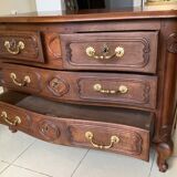 Eighteenth-century style chest of drawers in oak.