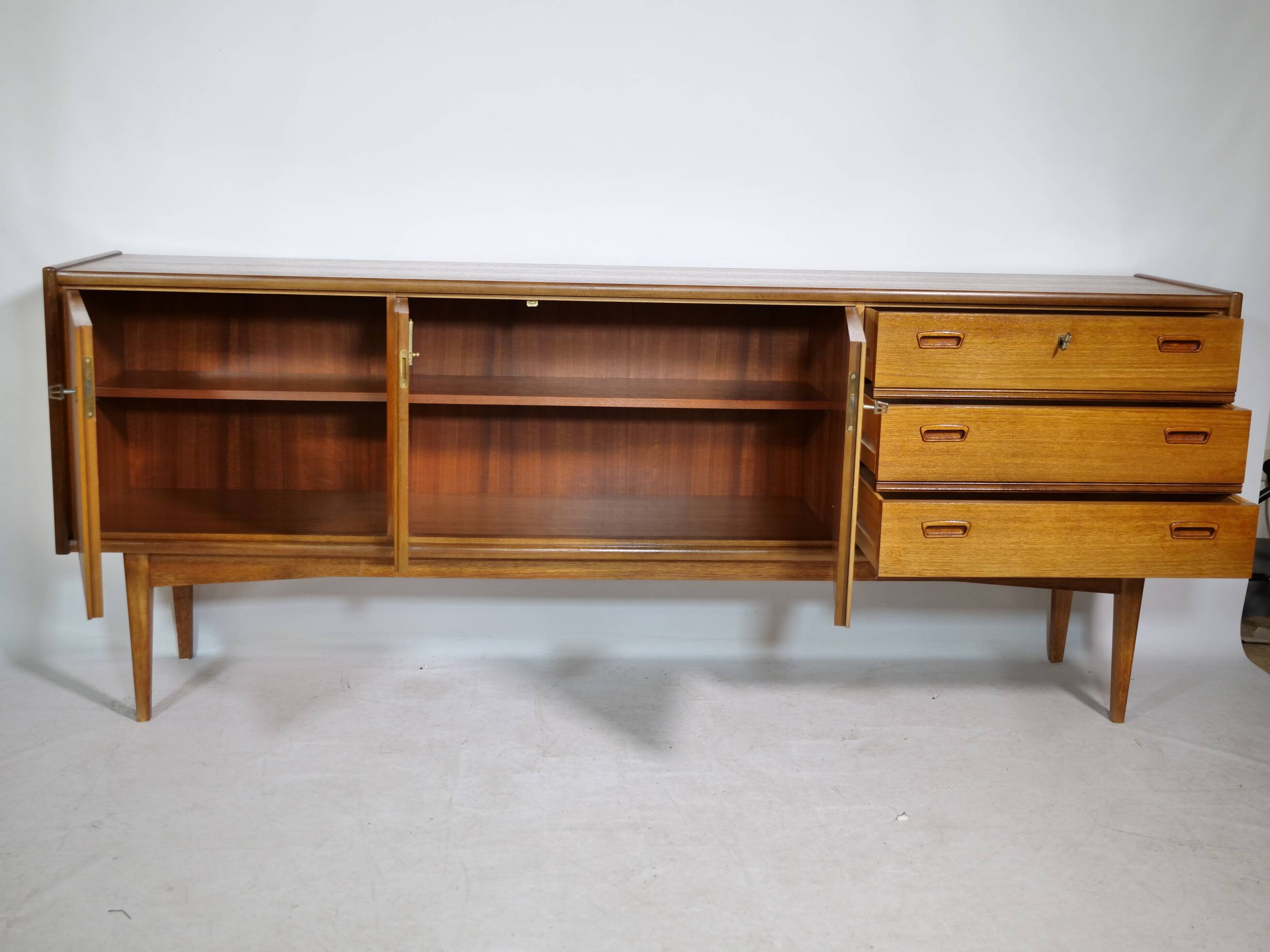 Mid-Century Design Teak Sideboard by Bartels, Germany, 1960s
