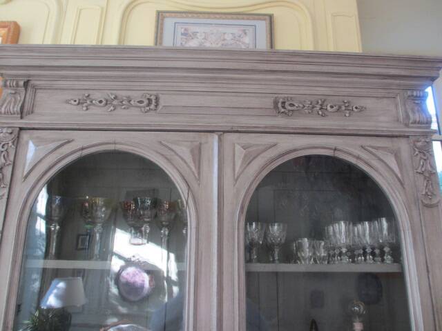 Antique carved buffet display cabinet with gray patina