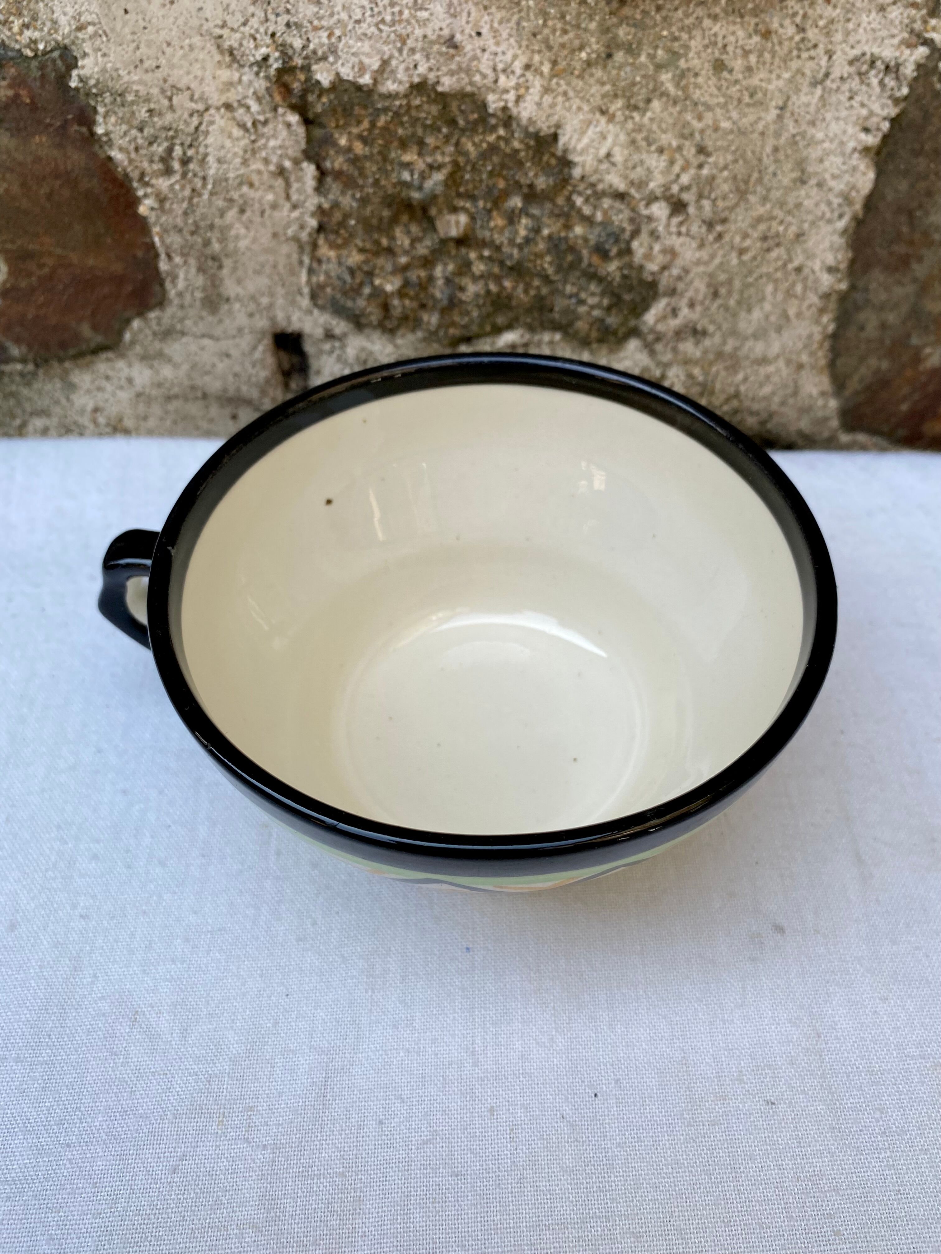 Breton bowl earthenware Saint-Jean-de-Bretagne Hand decoration