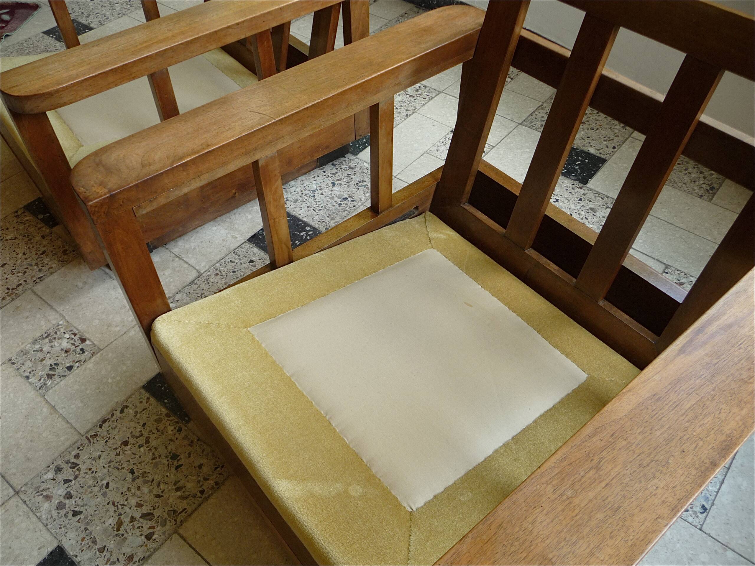 Set of 2 Cubist Art Déco Club Chairs in Wood and Velvet, Germany 1920s