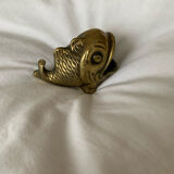 Cendrier en forme de poisson en bronze