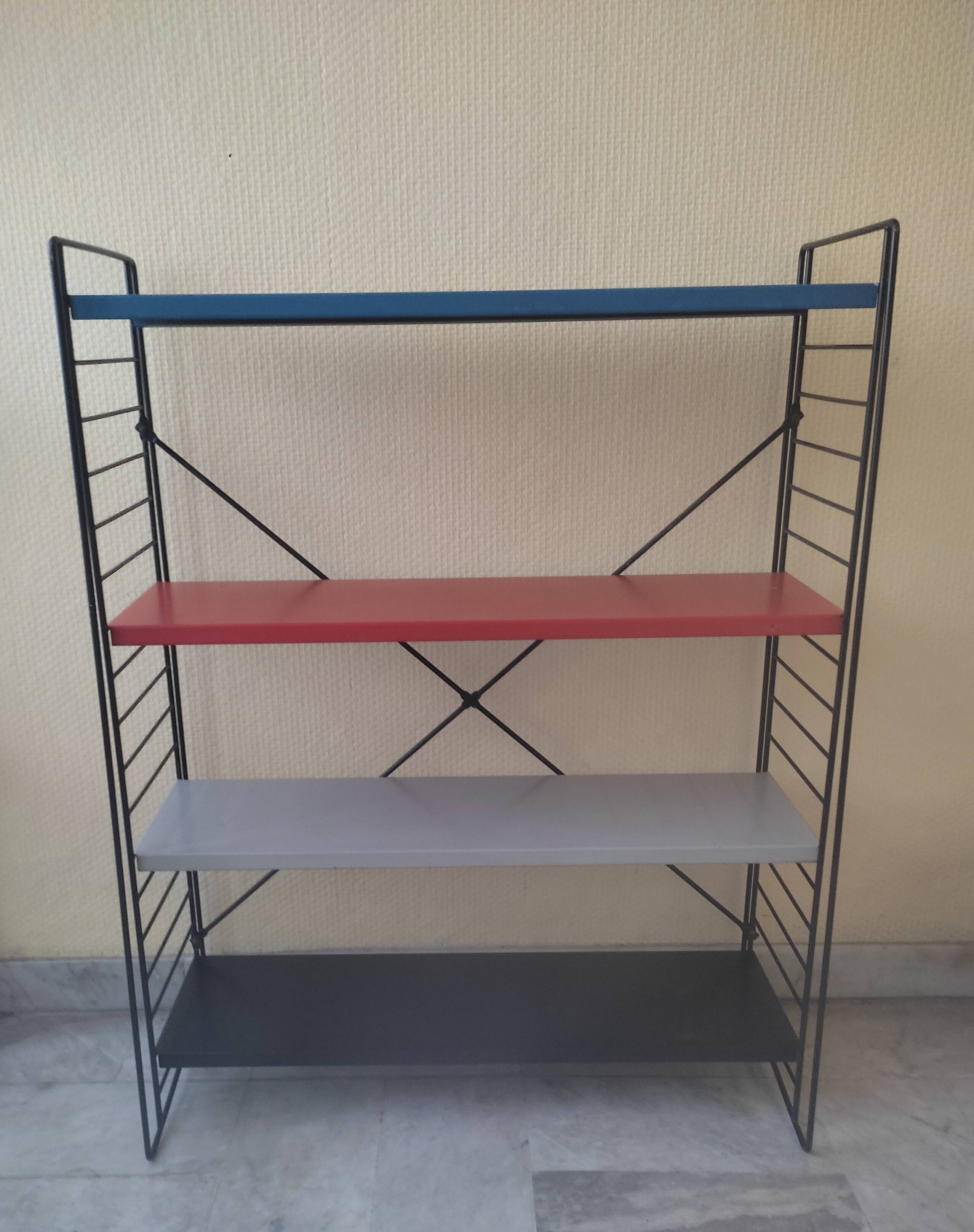 Tomado bookcase shelf