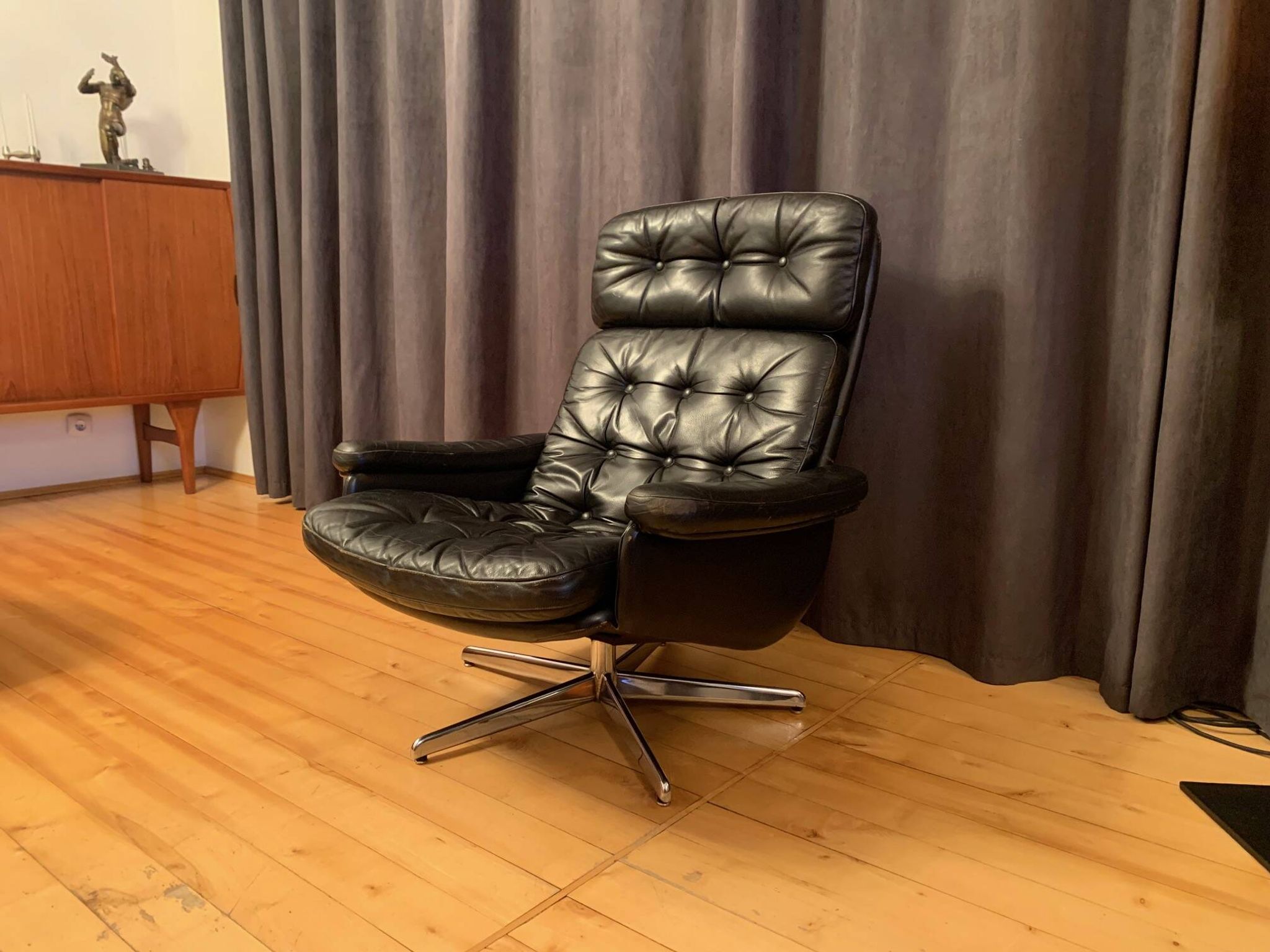 Swivel armchair, Denmark, 1960s