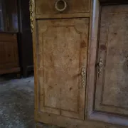 Antique Louis XVI style buffet in burr elm with marble top, late 19th century.