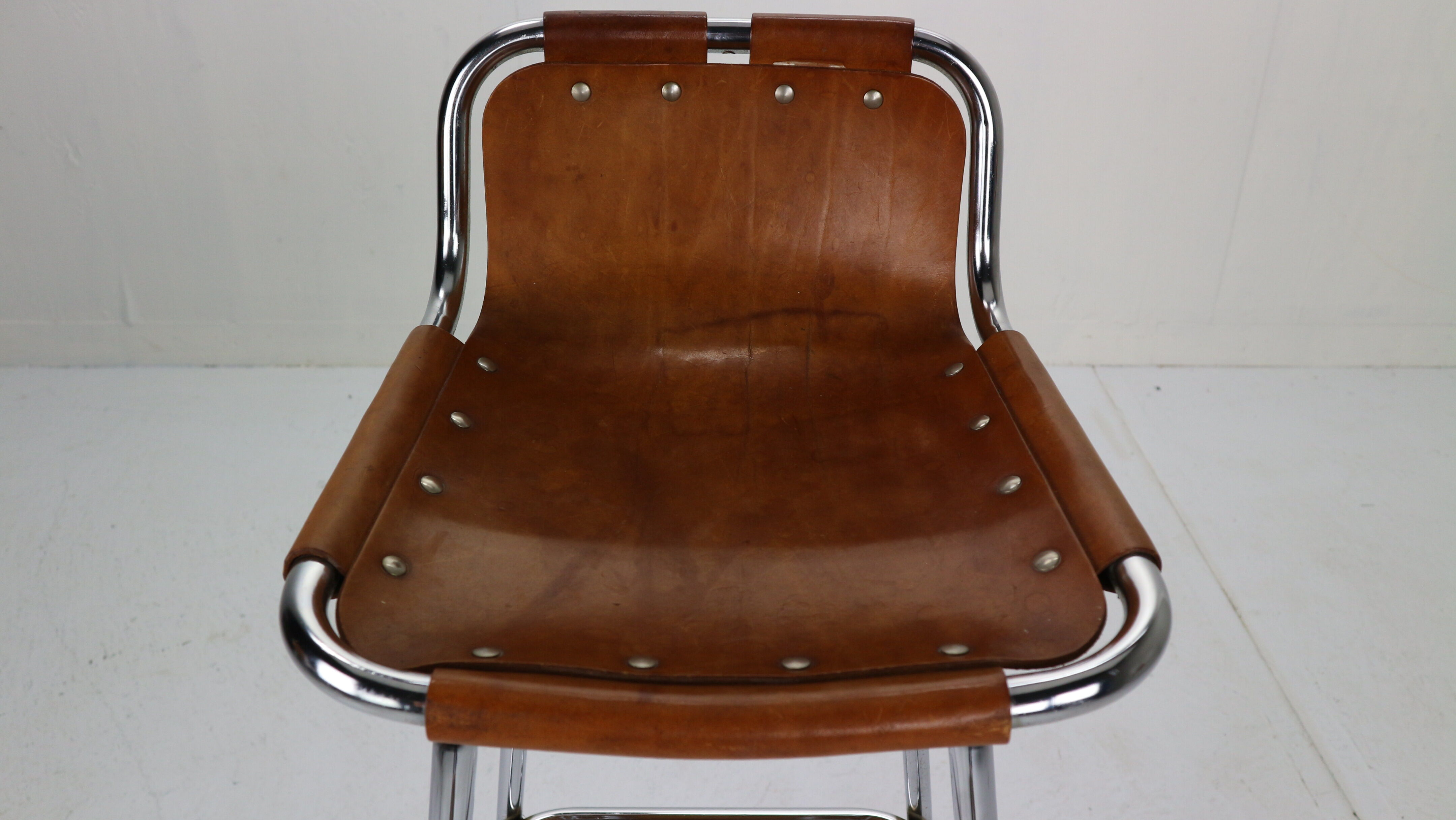 Set of 4 leather barstools